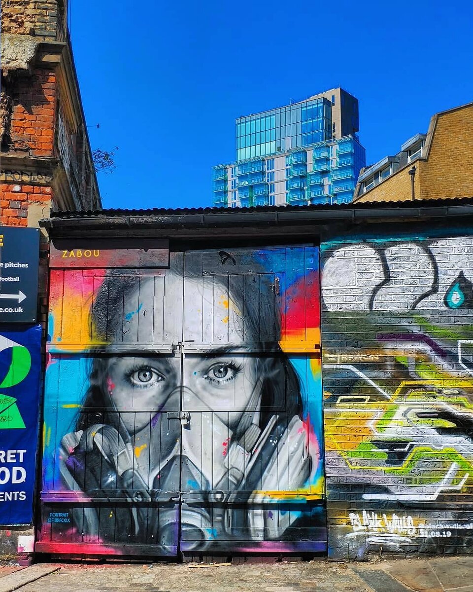 Вовсе не из альтруистических соображений, а исключительно для себя. 
