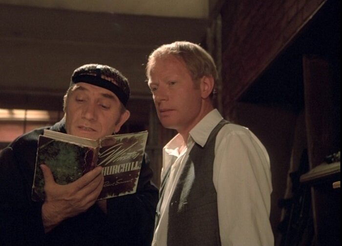 М. Ришар (А. Джигарханян) и Шернер (А. Филозов).