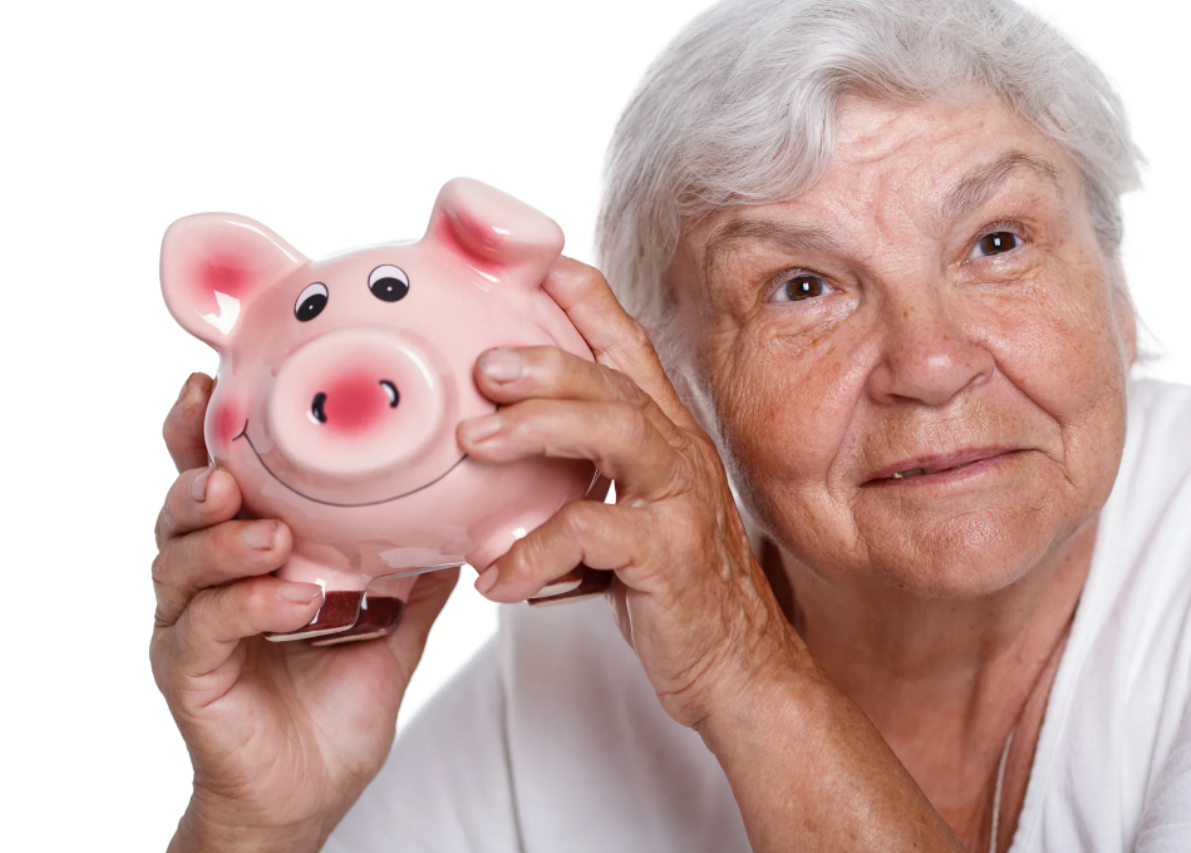 Стоимость одного пенсионного коэффициента  в 2022 году установлена в размере 107, 36 руб.