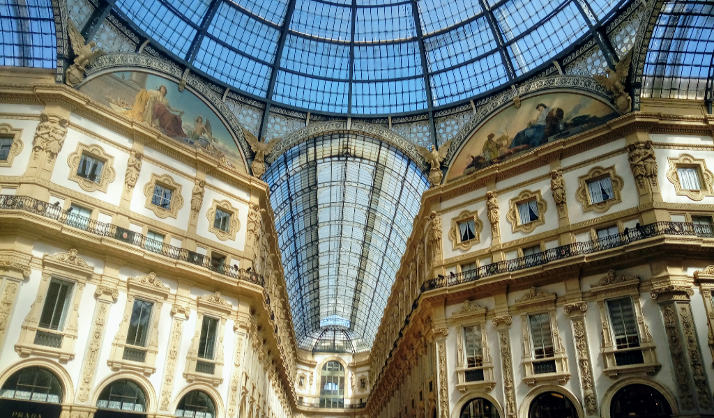 Галерея Эммануила II в Милане