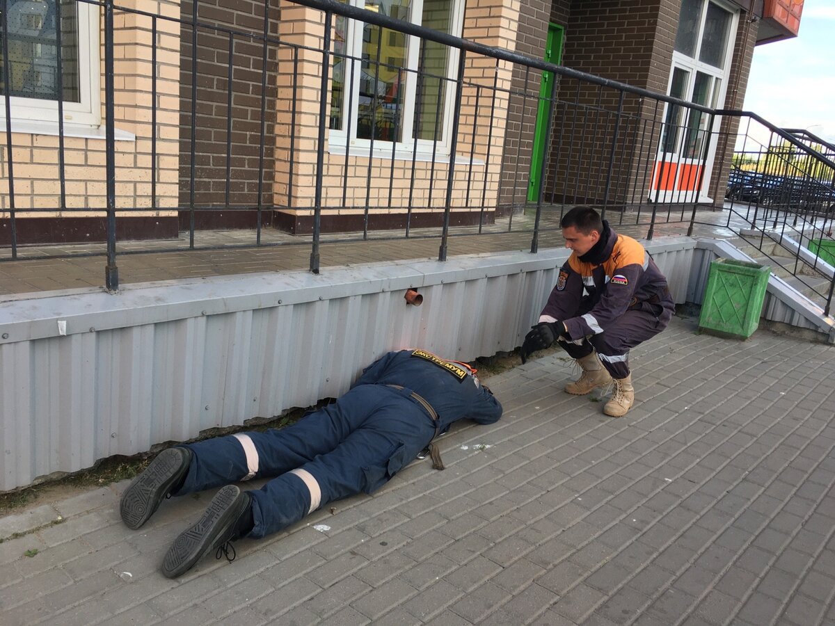 Заглядываем в подкрылечье )