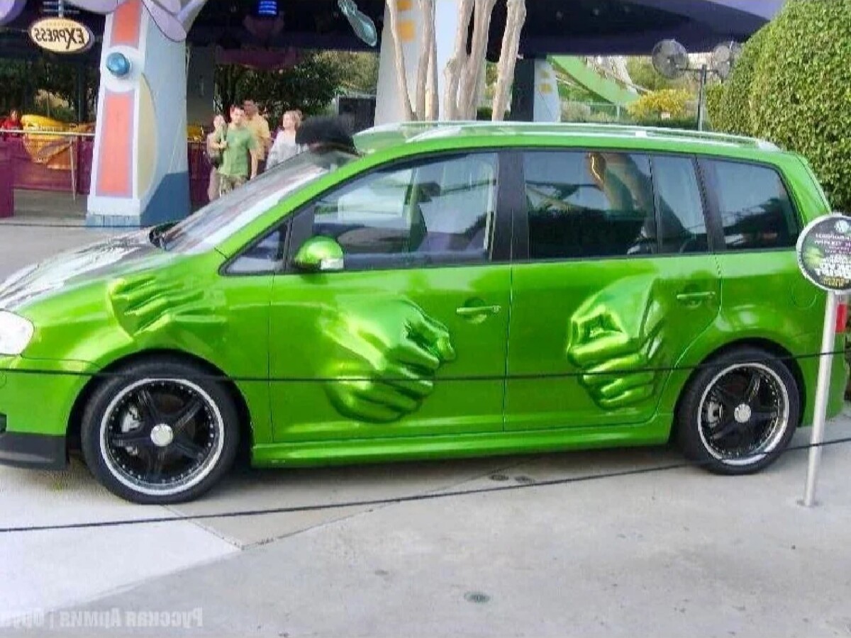 Volkswagen Touran Hulk