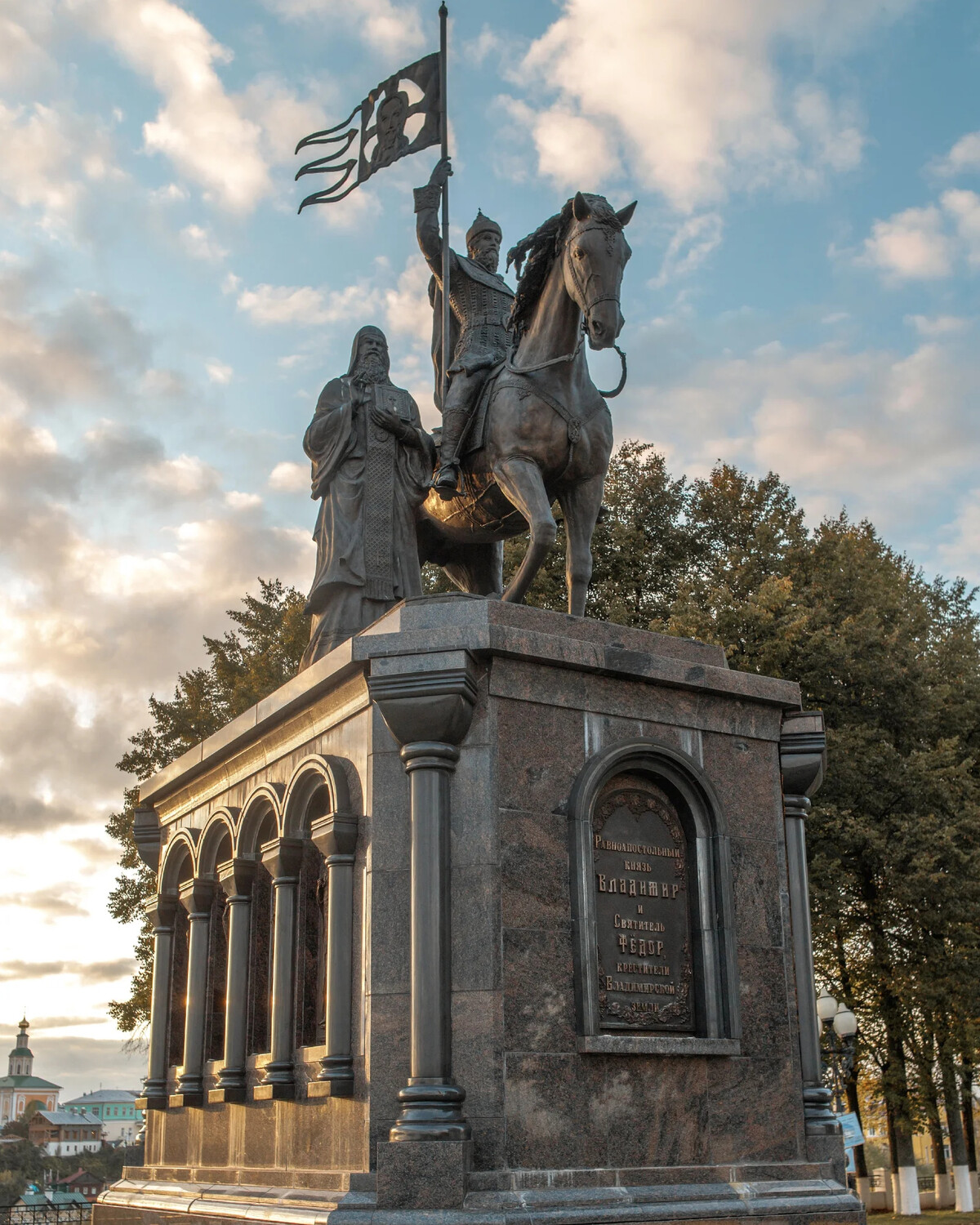 Фото на памятник во владимире