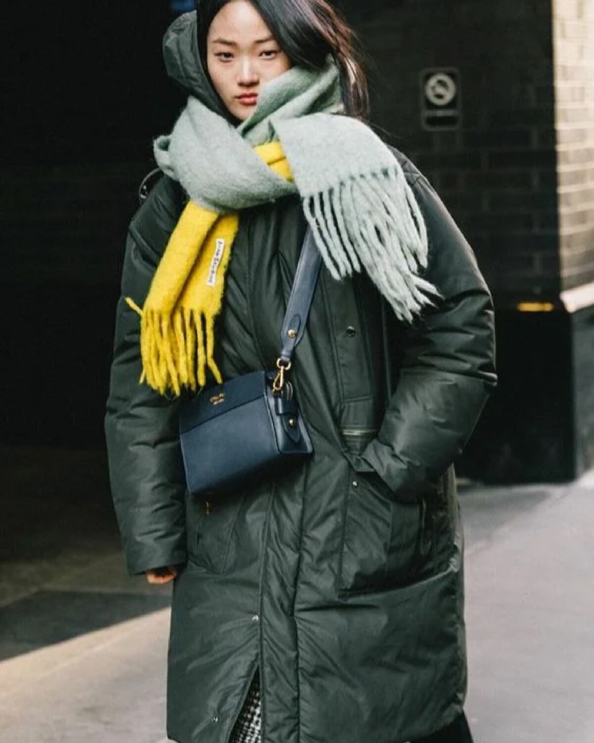 Куртка оверсайз женская с шарфом