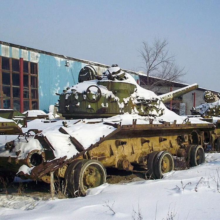 Бронетанковый ремонтный завод. Бронетанковый завод 206 Уссурийск. БТРЗ Уссурийск 206. Бронетанковый ремонтный завод Уссурийск. 206 Бронетанковый ремонтный завод.