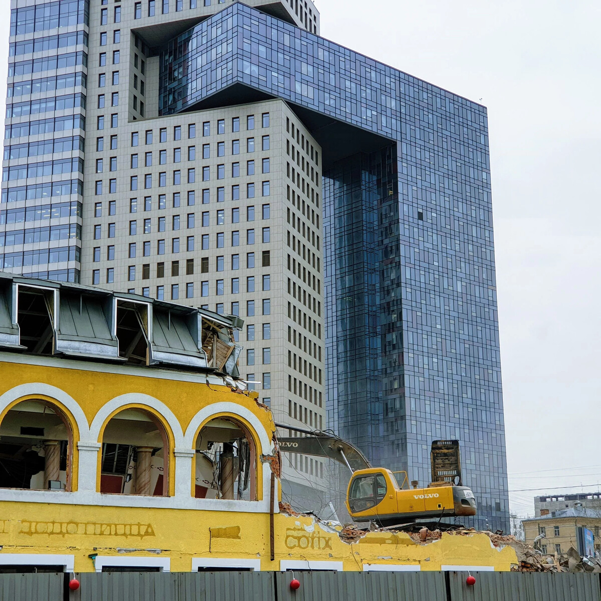 москва площадь ильича