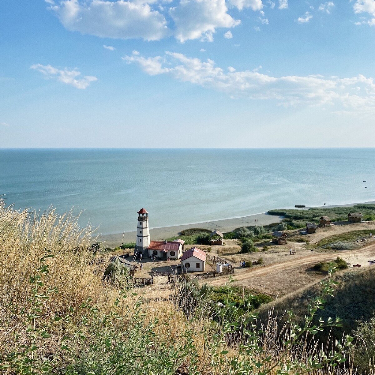 маяк на азовском море