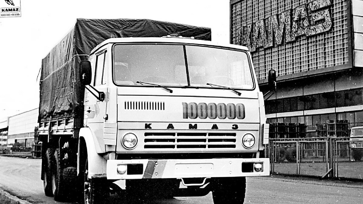 Камаз 1976 картинки