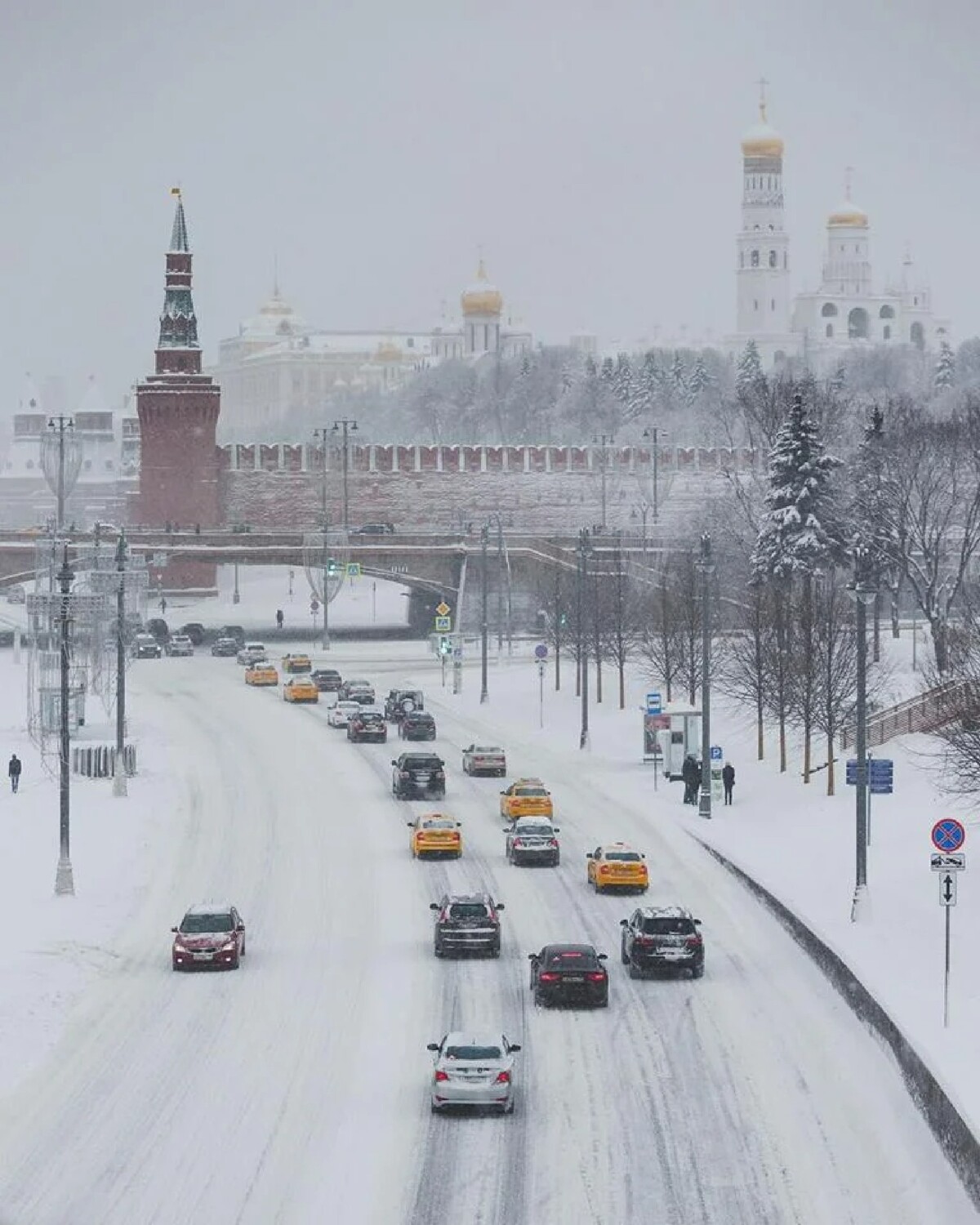 Москва зимой