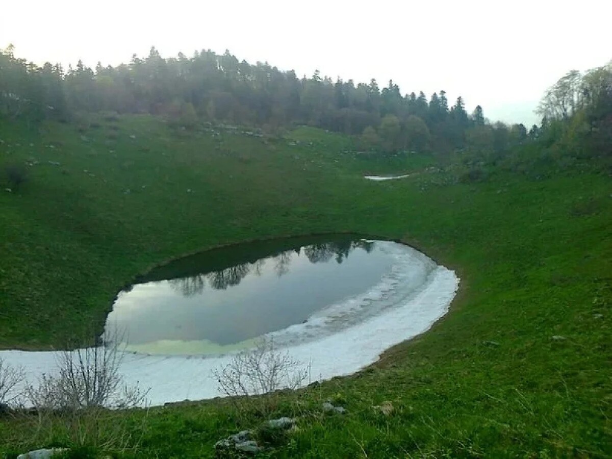 Плато Черногор озеро чеше