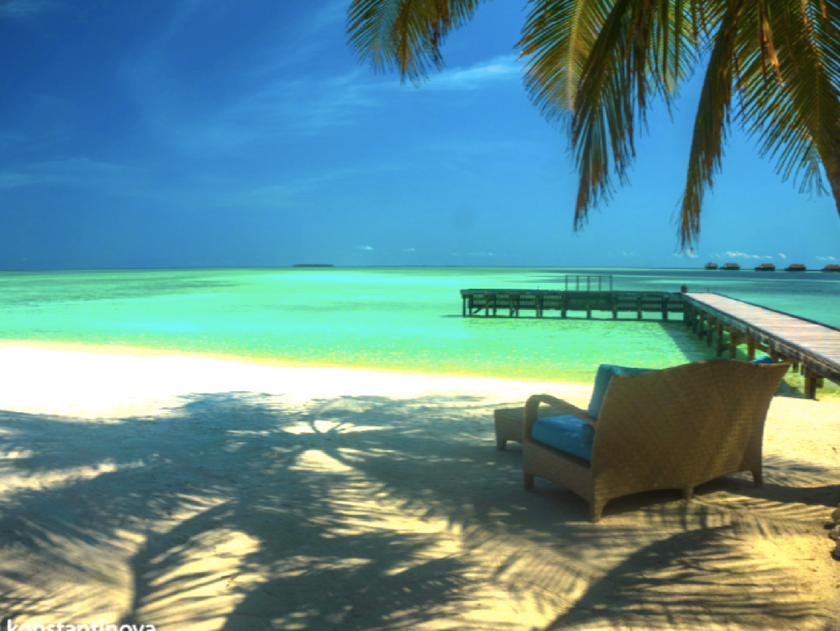 Погода на мальдивах в июле. Мальдивы в июле. Мальдивы в июле фото. Солнечный остров Мальдивы. Сани Мальдивы.