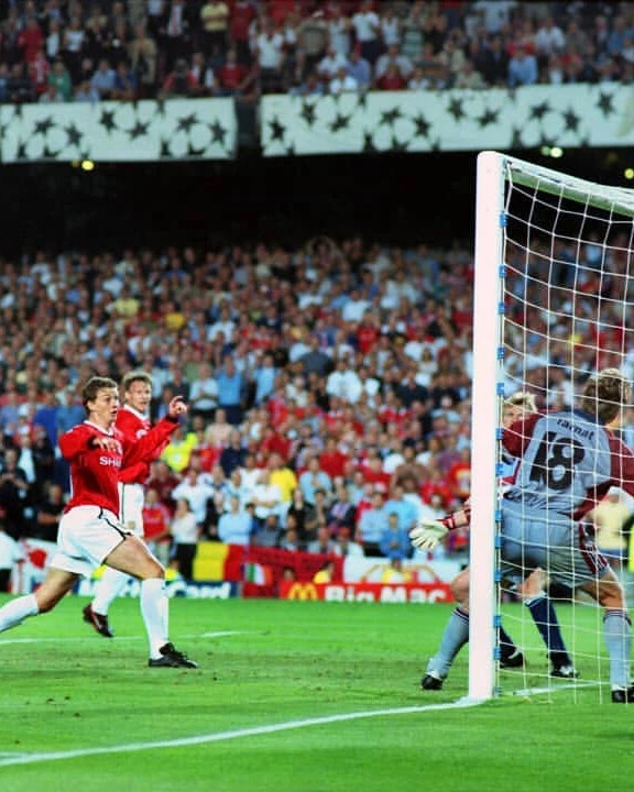 6 октября 1999. Манчестер Юнайтед Бавария 1999. Манчестер Юнайтед финал Лиги чемпионов Бавария 1999. Бавария-Манчестер Юнайтед 1999 финал 2-1.