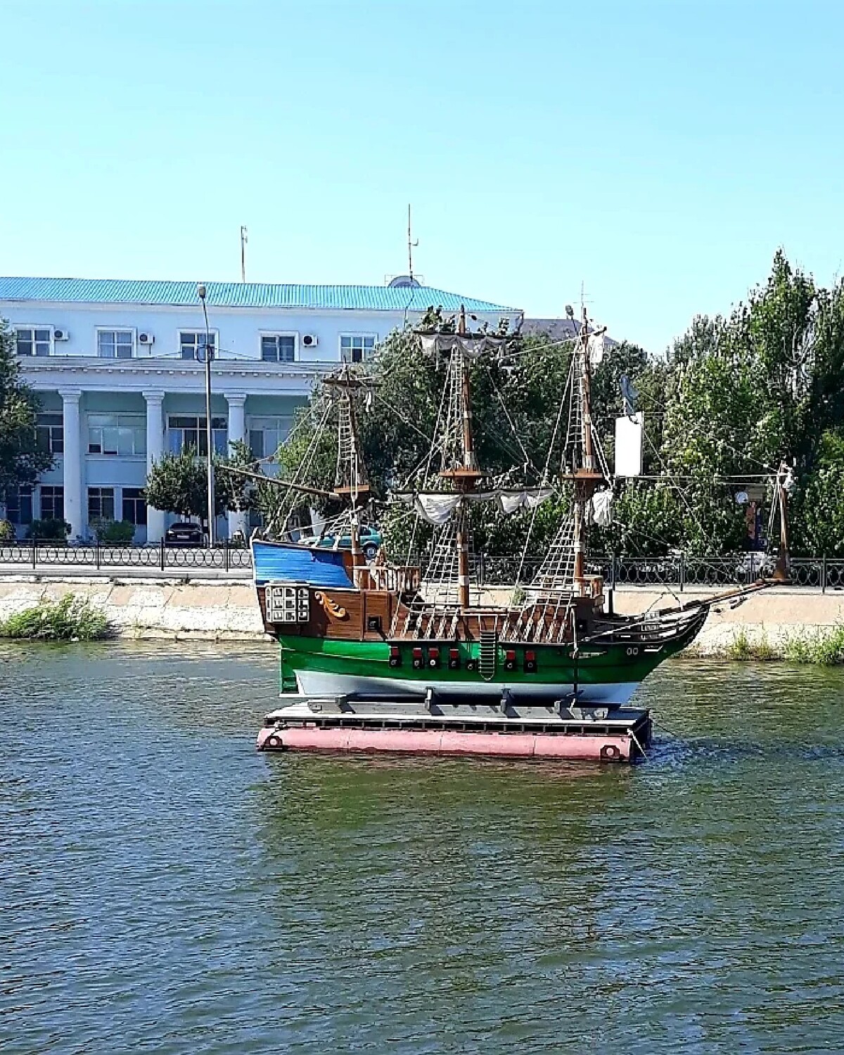 набережная петра астрахань