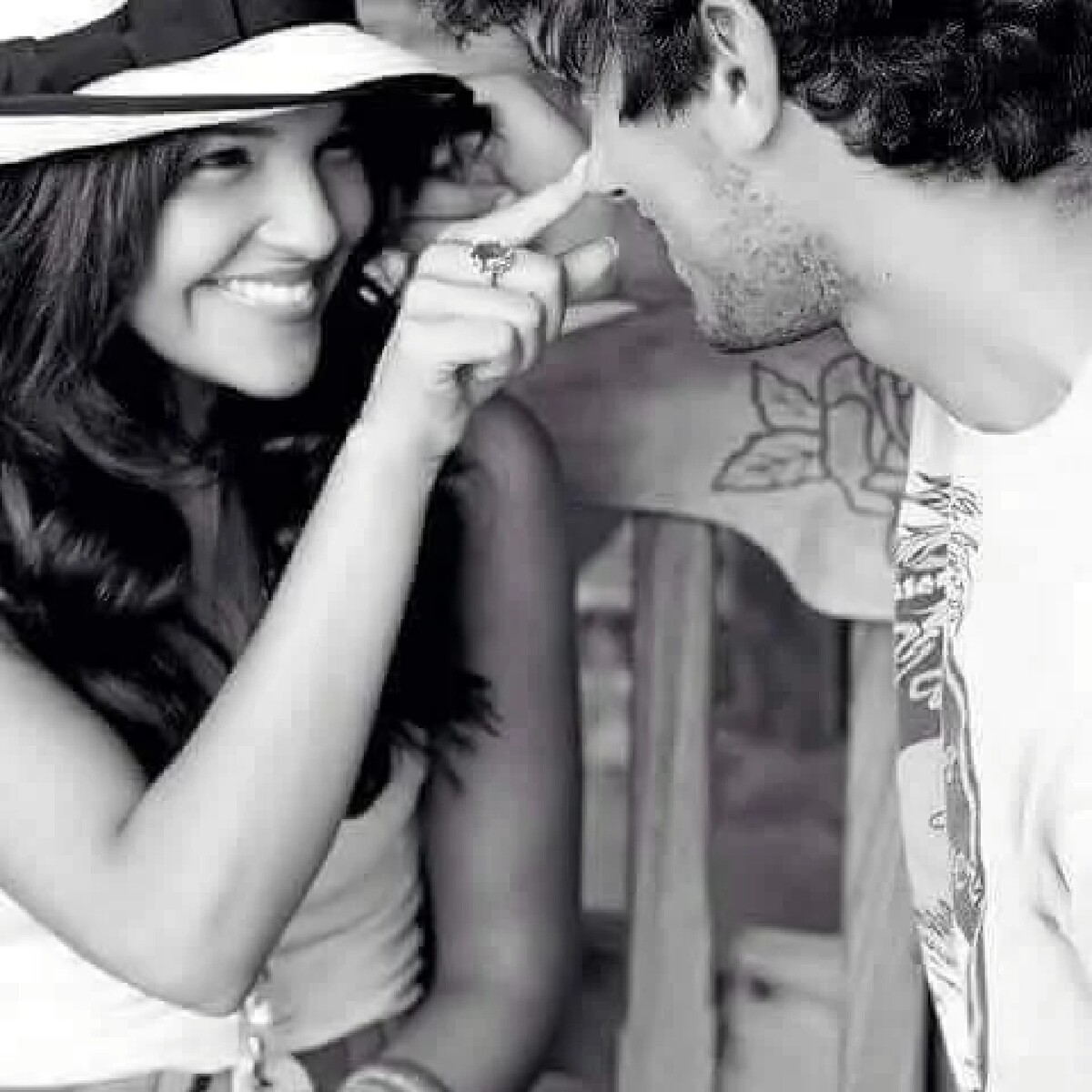 Панама черная женская. Красивые девушки в панаме. Девушка в черной панамке. Отношения с панамой. Панам киберпанк отношения.