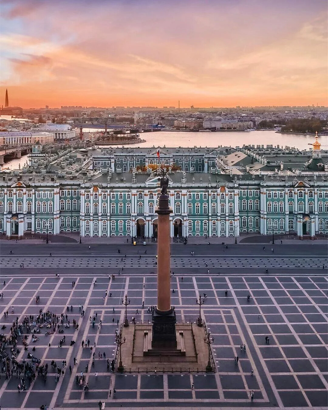 дворцовая площадь москва