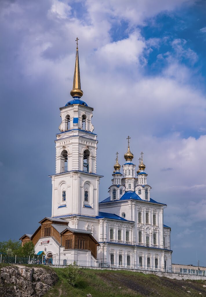 Церковь в североуральске фото