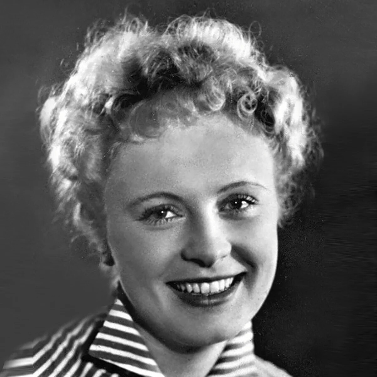Алла Ларионова