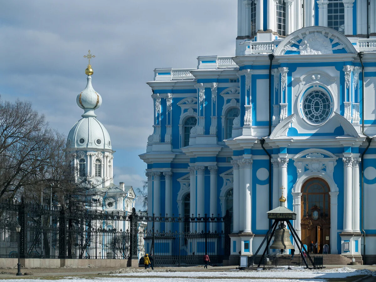 Смольный собор в Санкт Петербурге