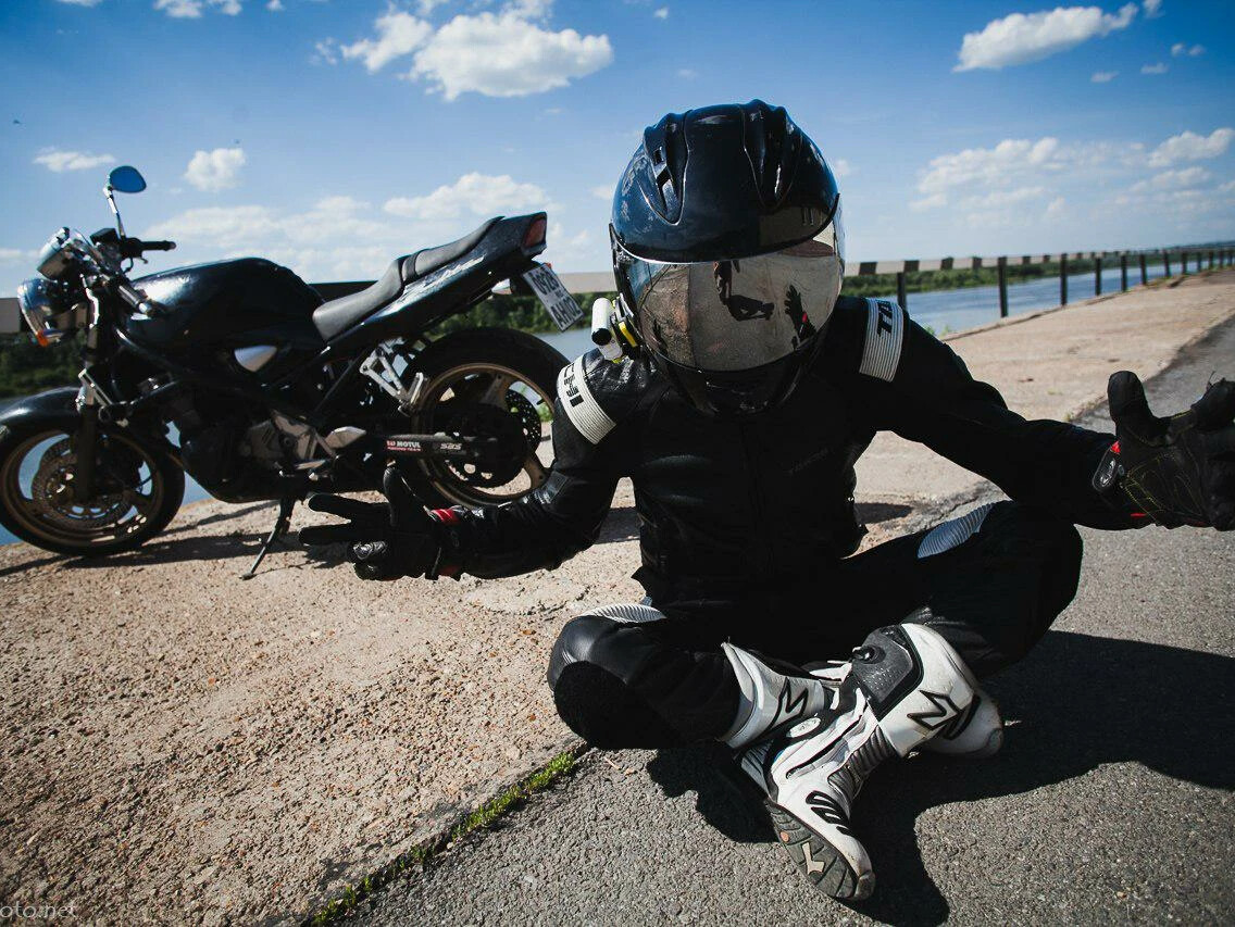 Yamaha r1 Рё РјРѕС‚РѕРєРѕРјР±РёРЅРµР·РѕРЅ
