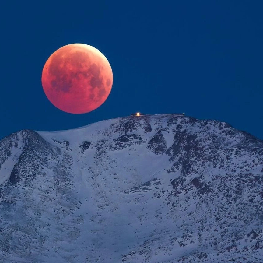 Лунное затмение фото в хорошем качестве