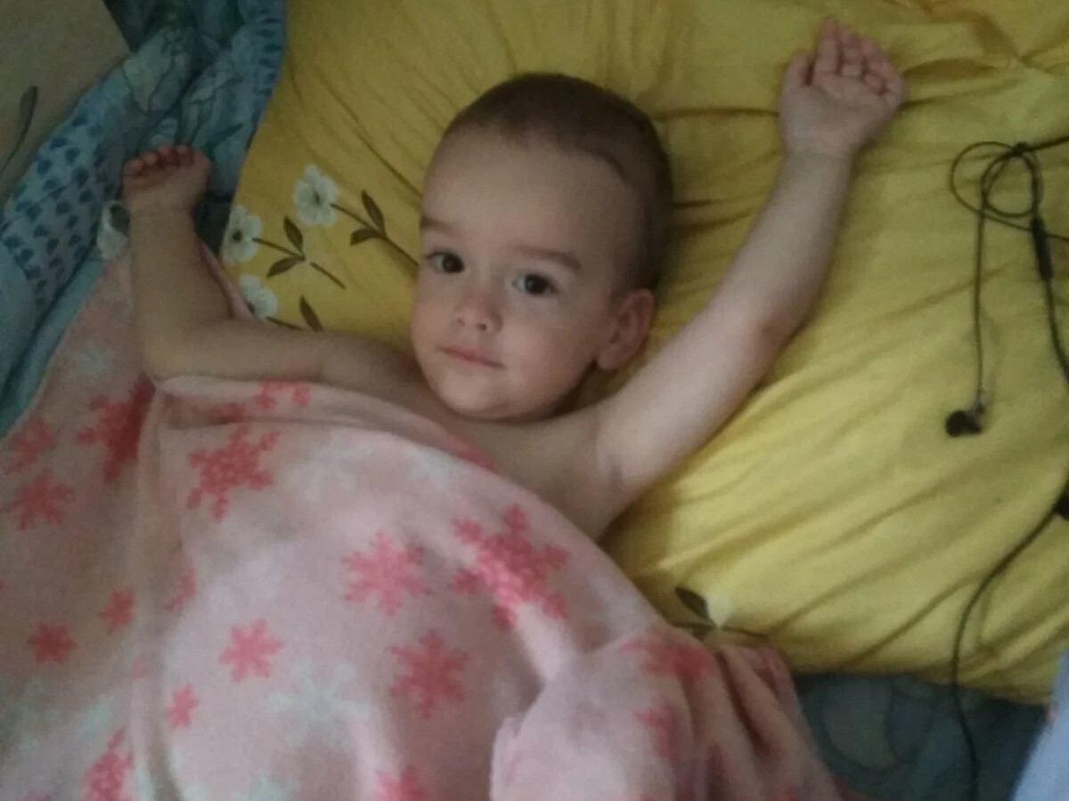 Сашка на полусогнутых. Ксения наполусогнутых. Сашка на полусогнутых. Сашка на полусогнутых. Варвара сашко.