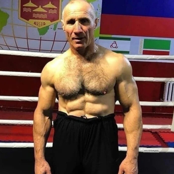Дед качок из Перми