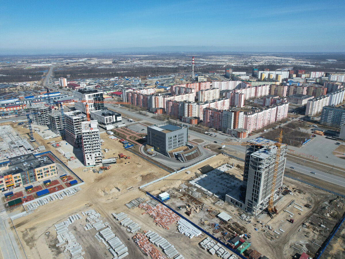 Урк новый уренгой. Микрорайон Славянский новый Уренгой. ЖК Славянский новый Уренгой. Застройка Южной части города новый Уренгой. Микрорайон новый новый Уренгой Славянский.