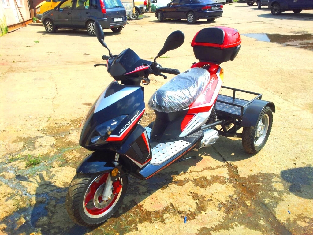 Скутер трицикл Maverick 150cc