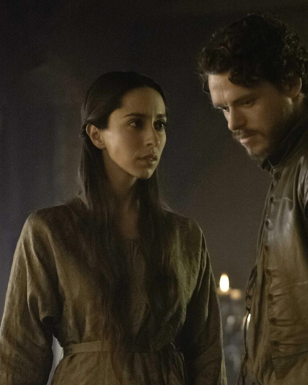 Талиса мэйгир. Робб старк и талиса. Уна чаплин талиса мэйгир. Робб старк и талиса. Жена старка игра.