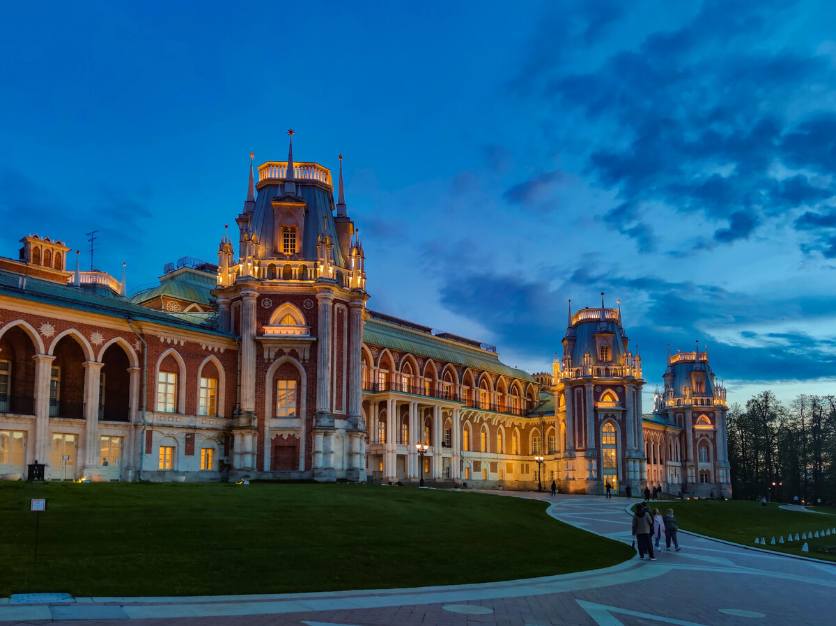 Дворец в Царицыно Центральная часть