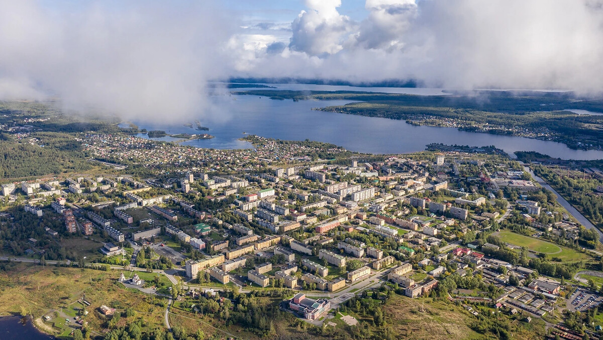 кондопожский целлюлозно-бумажный комбинат. кондопога порт. строительство акварель. бумажный комбинат кондопога. кондопожский целлюлозно-бумажный комбинат.