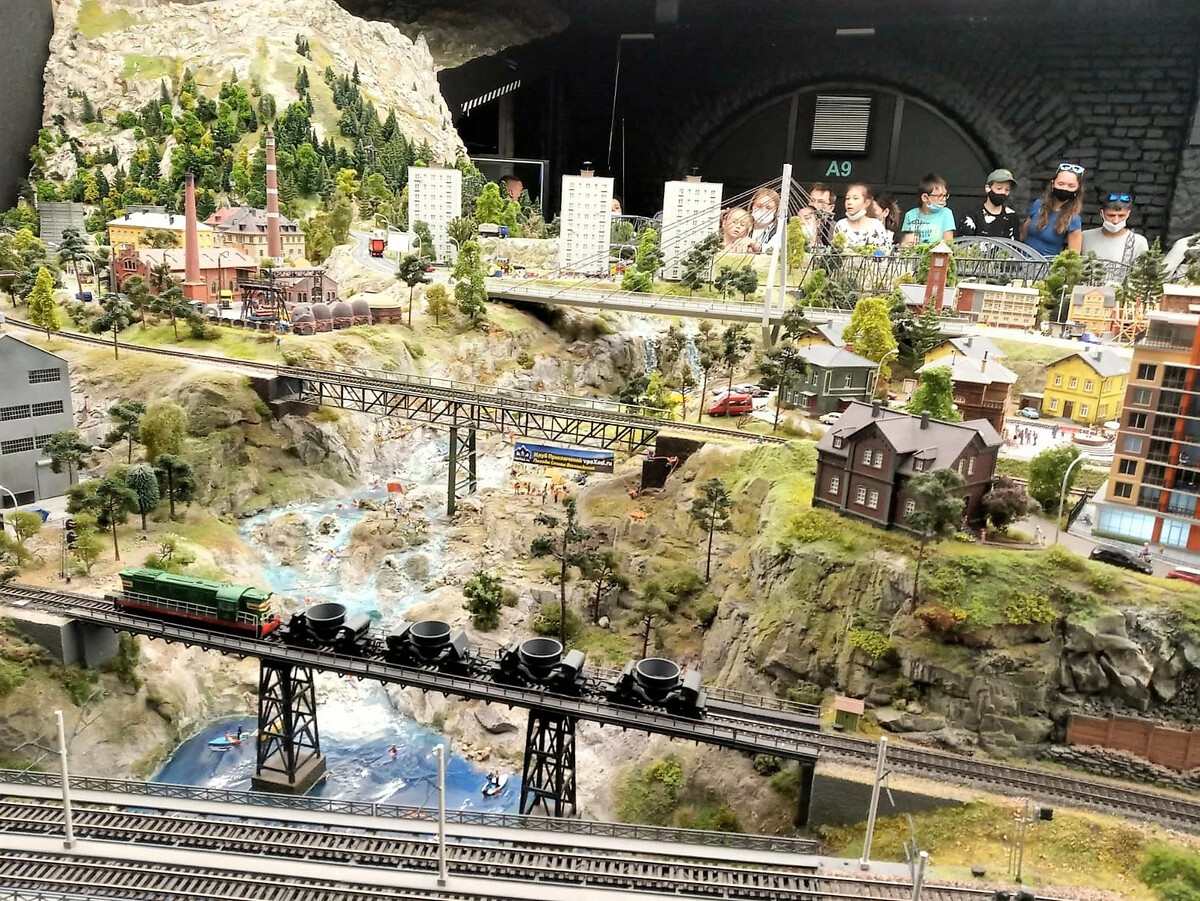 Национальный шоу музей гранд макет. Гранд макет россия питер. Дачные домики гранд макет. Шоу-музей «гранд макет россия». Спб музей гранд макет россия.