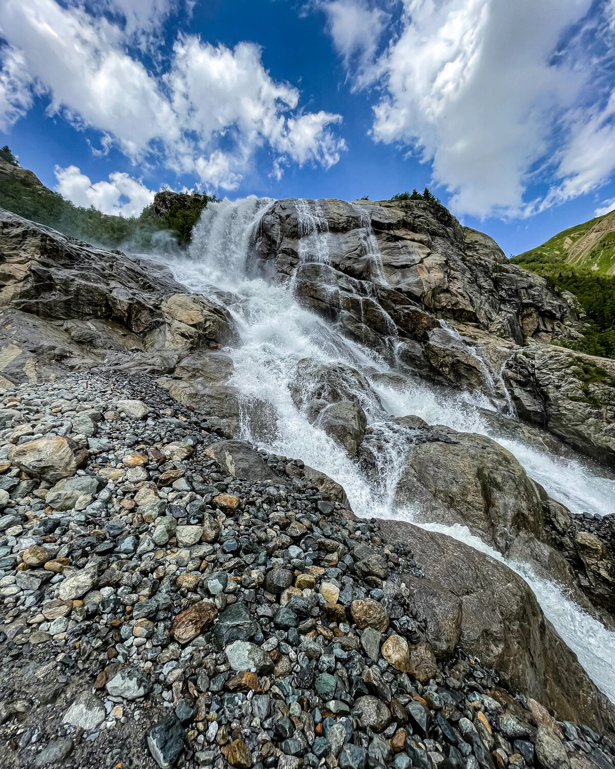 Алибекский водопад