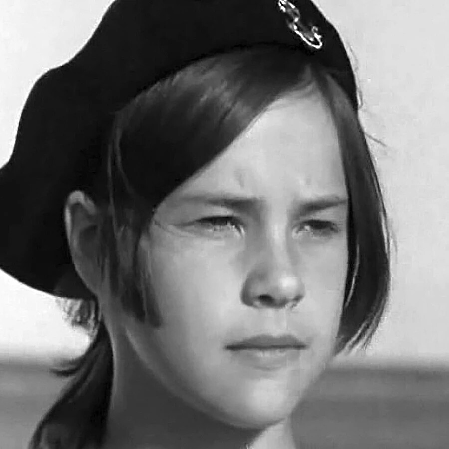 Фильм огни татьяна догилева. Клавдия коваль певица. Александрова марина актриса. Рожденная актриса. Рожденная актриса.