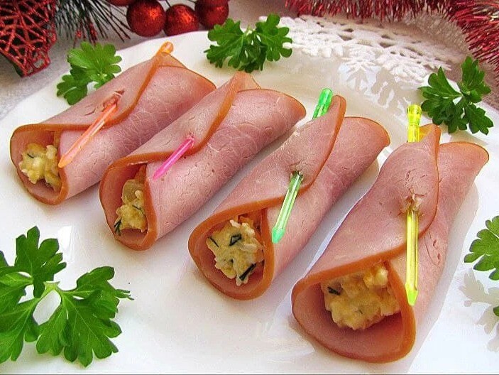 Ветчинные рулетики